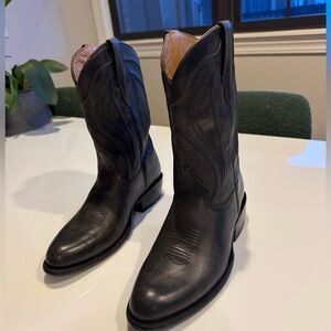 Freebird men boots size 9